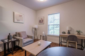 Landing at Vida East - 1 Bedroom in Church Hill